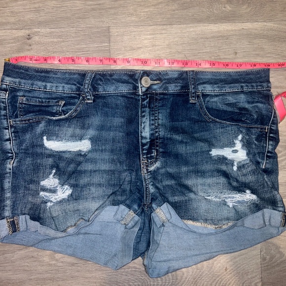 SO low rise size 17 blue jean shorts - Picture 7 of 7